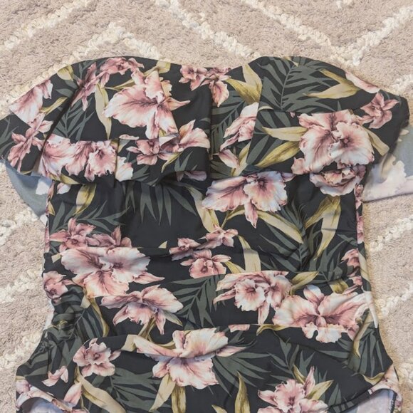 Kona Sol Women's Double Flounce Front One Piece Swimsuit Size Large - Picture 3 of 7